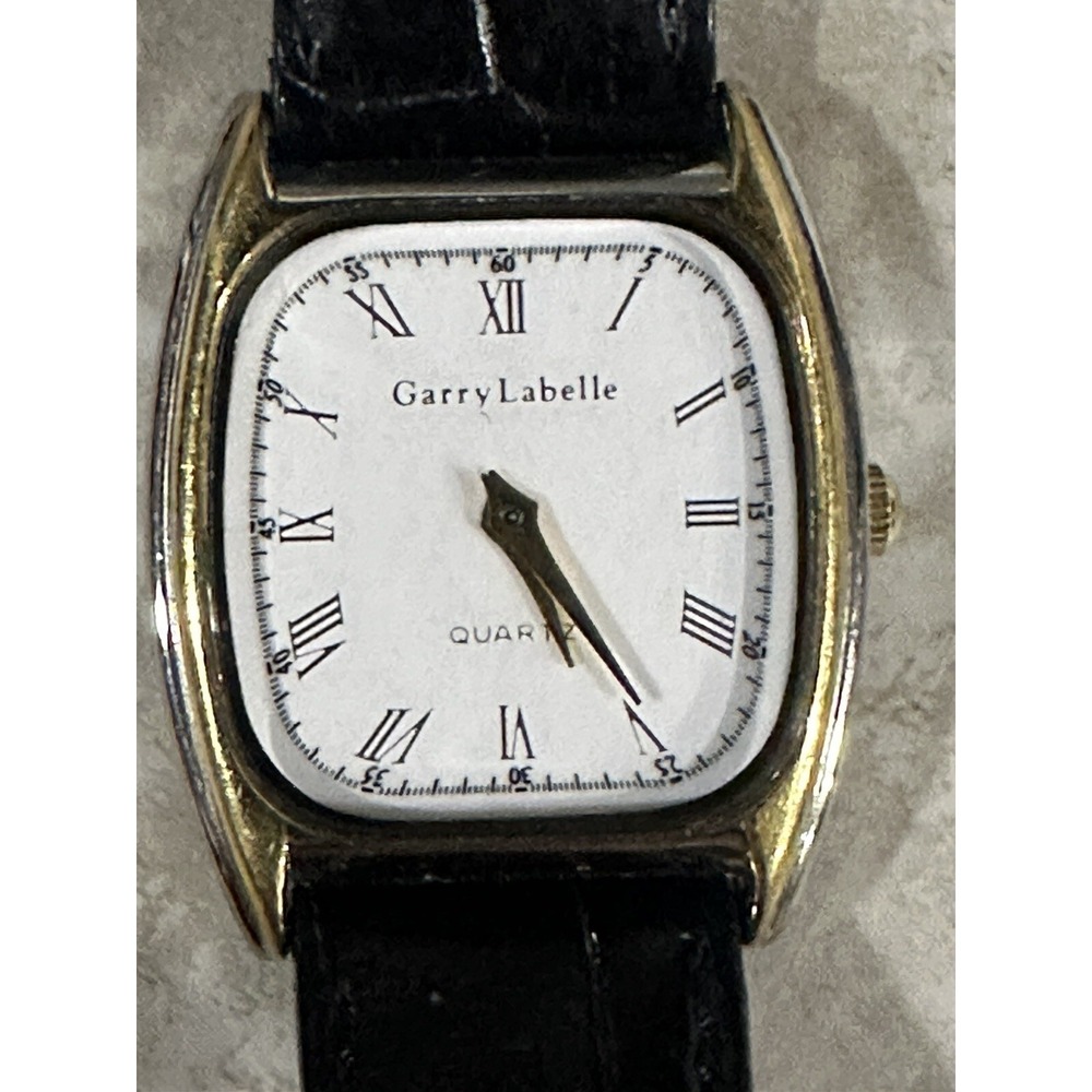 Garry Labelle Womens 18kt Gold Electroplated New Battery Watch 22MM A